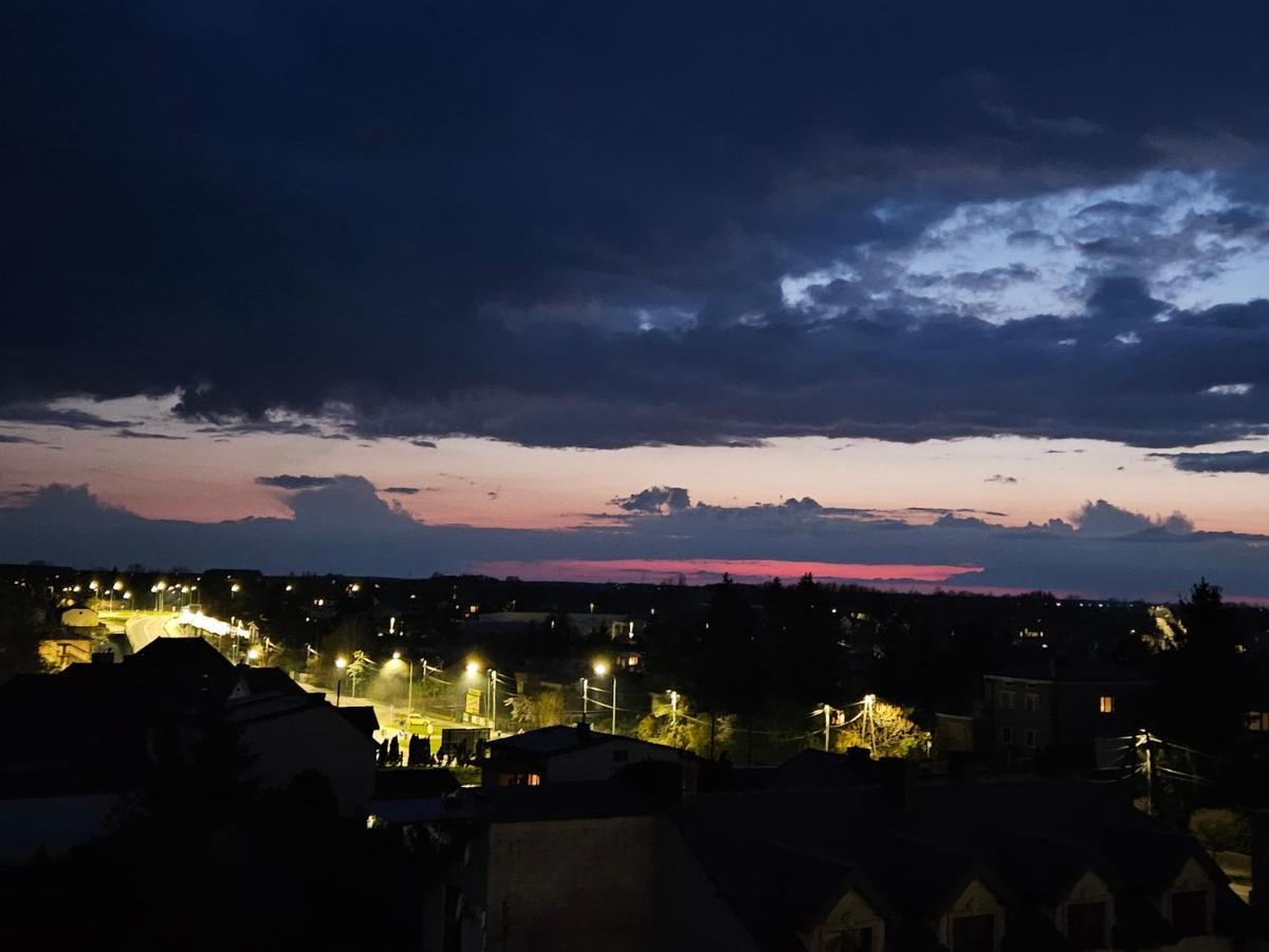 Sloneczny Apartament Warka Kültér fotó